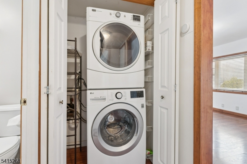 Lincoln Village - Residential