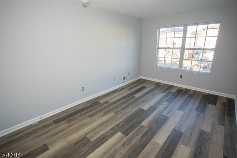 Perry Ave - Residential