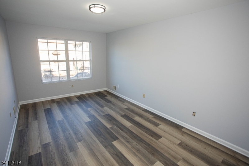 Perry Ave - Residential