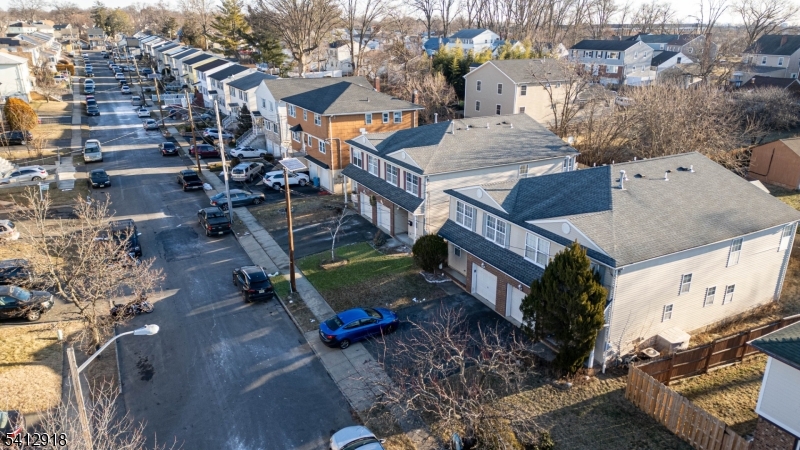Perry Ave - Residential