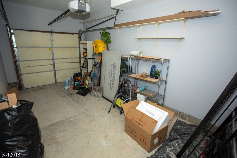 Perry Ave - Residential