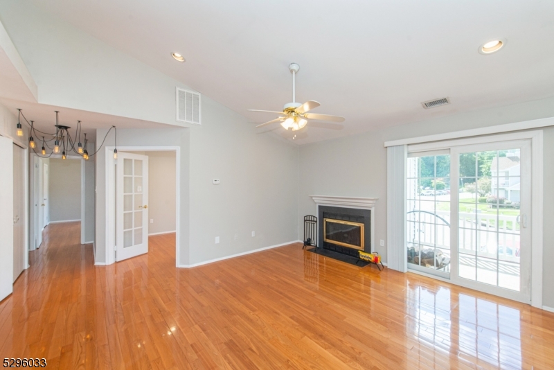 Hilltop Farms - Residential Lease