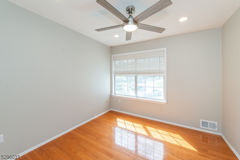 Hilltop Farms - Residential Lease