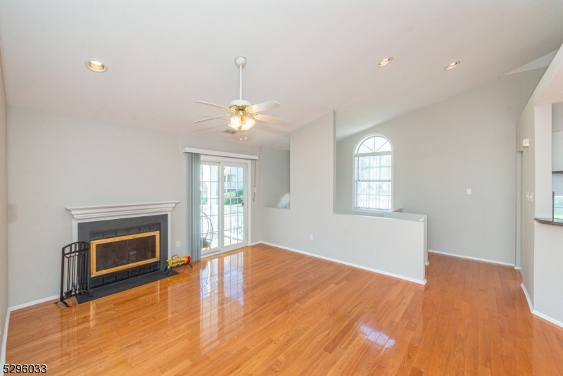 Hilltop Farms - Residential Lease