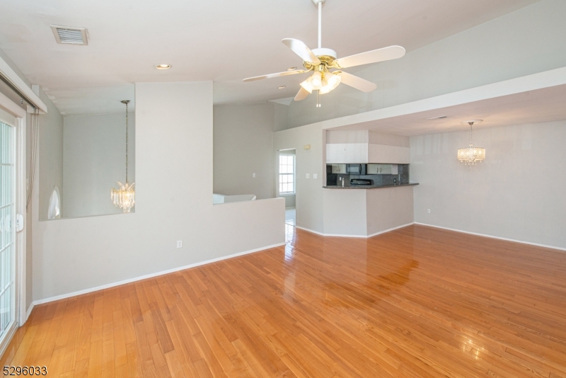 Hilltop Farms - Residential Lease