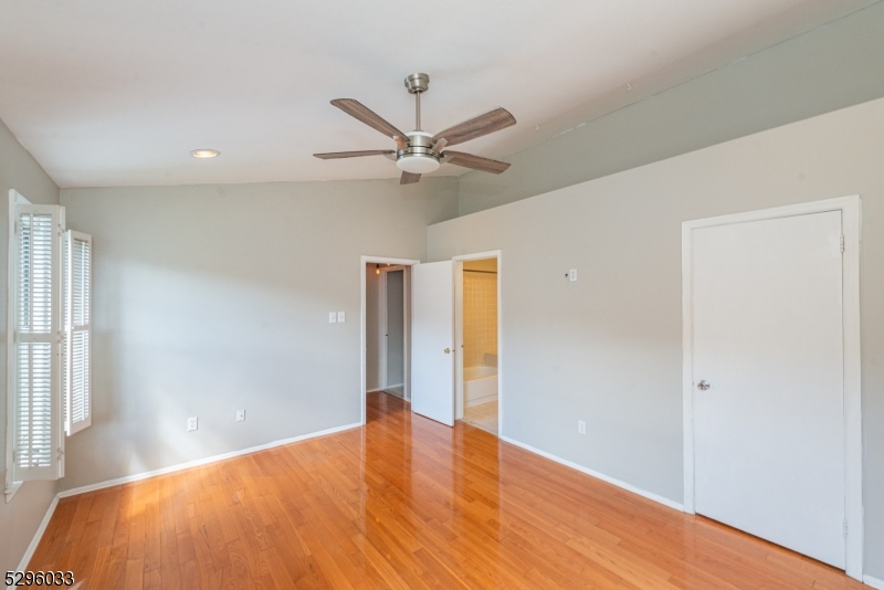 Hilltop Farms - Residential Lease