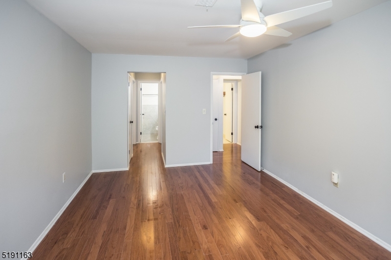 South Green I Condos - Residential Lease