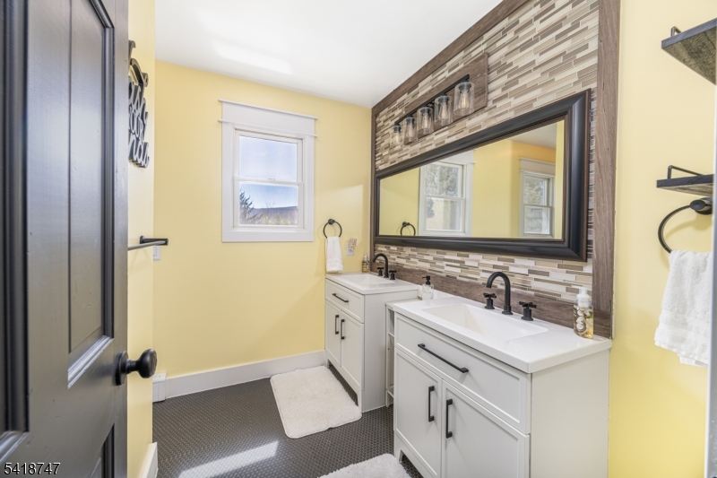 Storm Estates - Residential