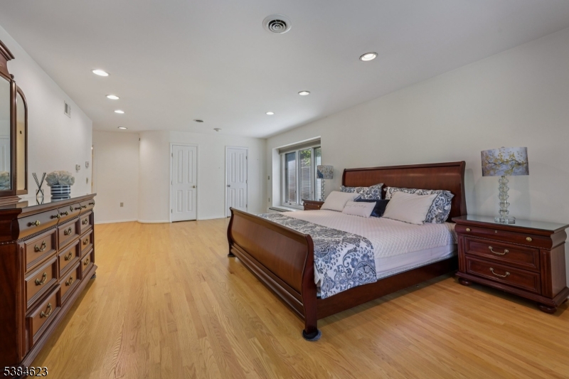 Valley Ponds - Residential