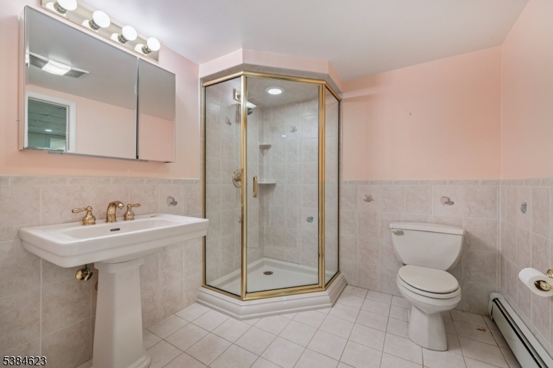 Valley Ponds - Residential