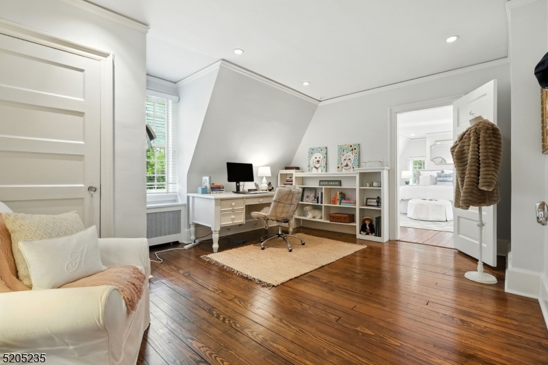 WOODFIELD ESTATES/DEERFIELD - Residential