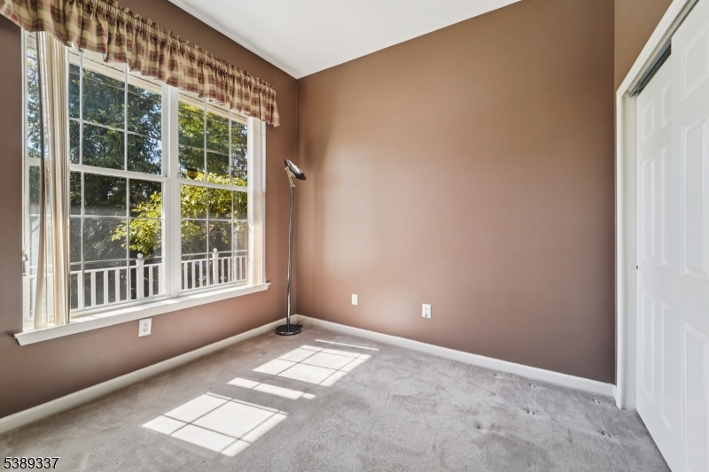 Four Seasons at Wayne - Residential