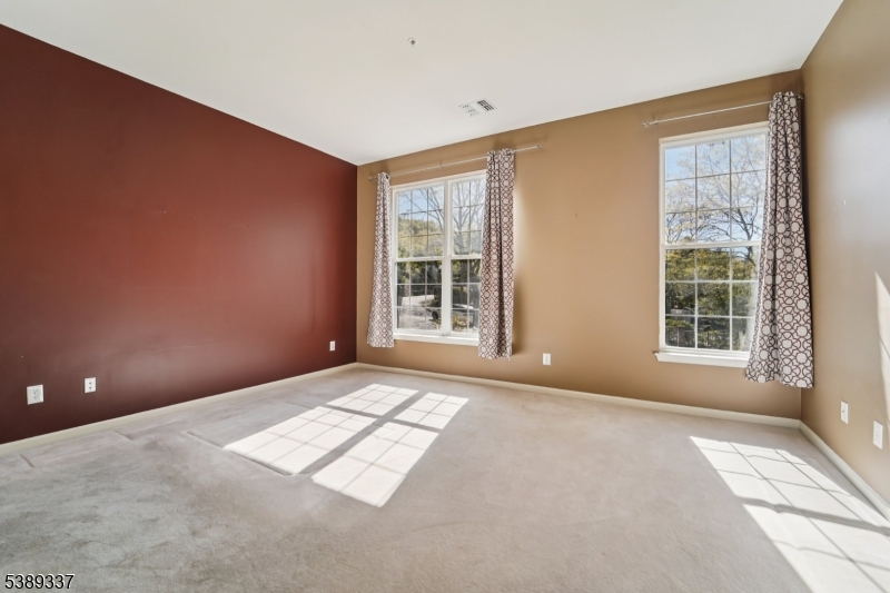 Four Seasons at Wayne - Residential