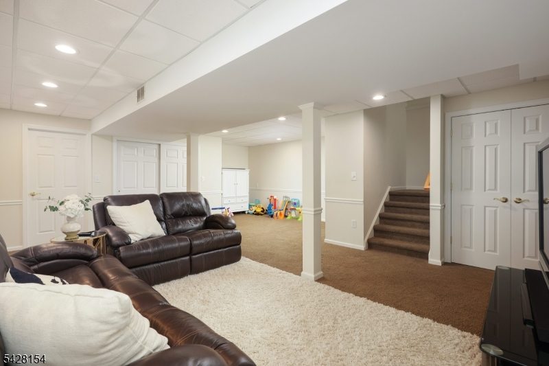 Loft Farms - Residential