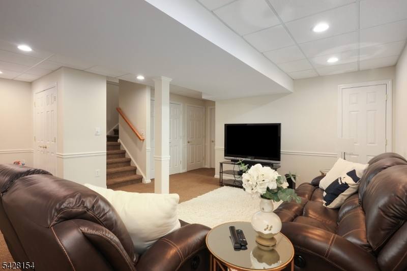 Loft Farms - Residential