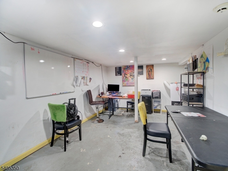 Downtown - Commercial Sale