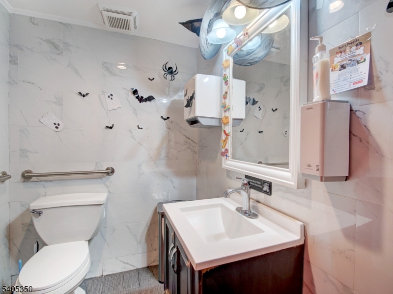 Downtown - Commercial Sale