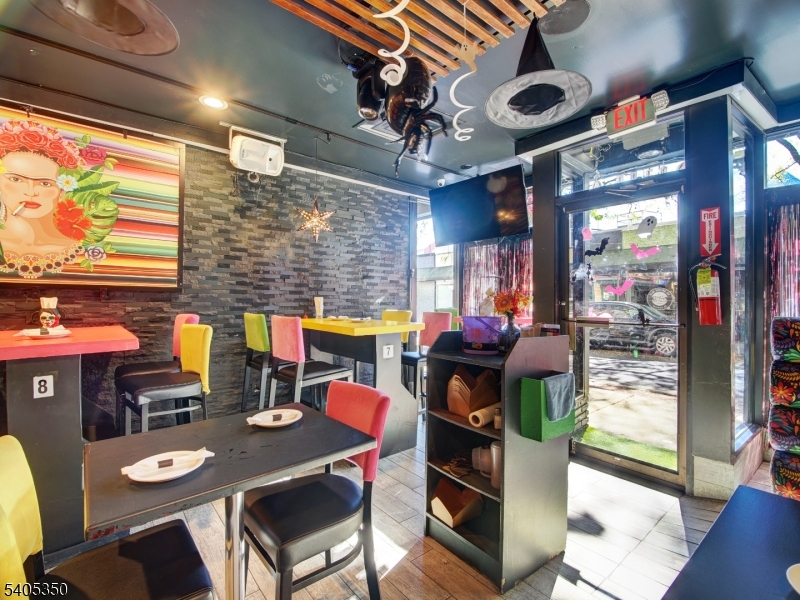 Downtown - Commercial Sale