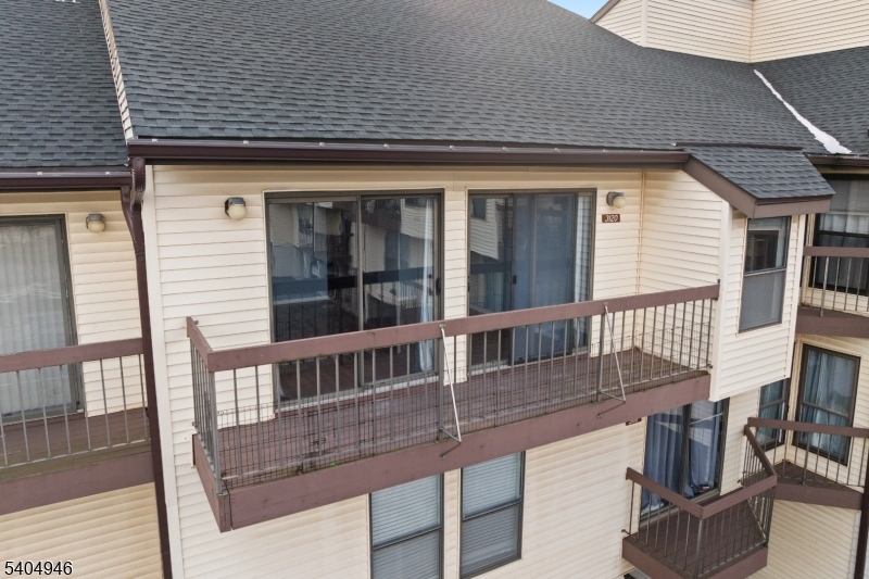 Brookview - Residential Lease