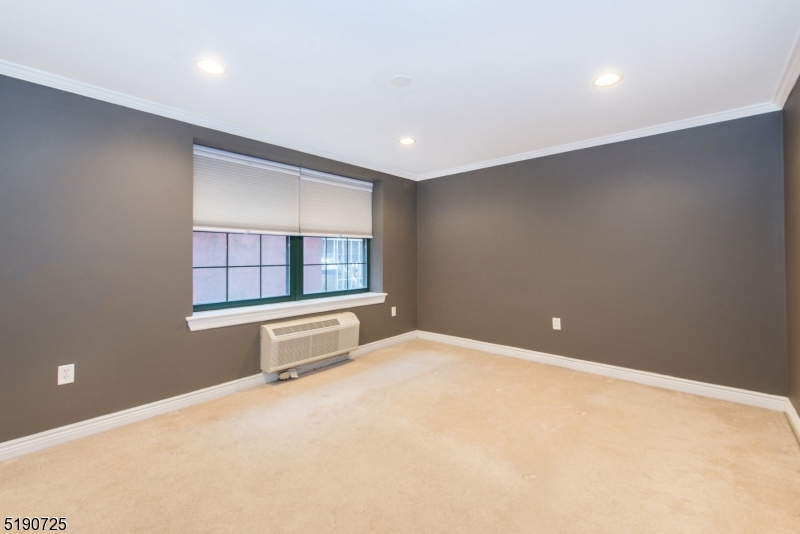 Vail Commons - Residential Lease