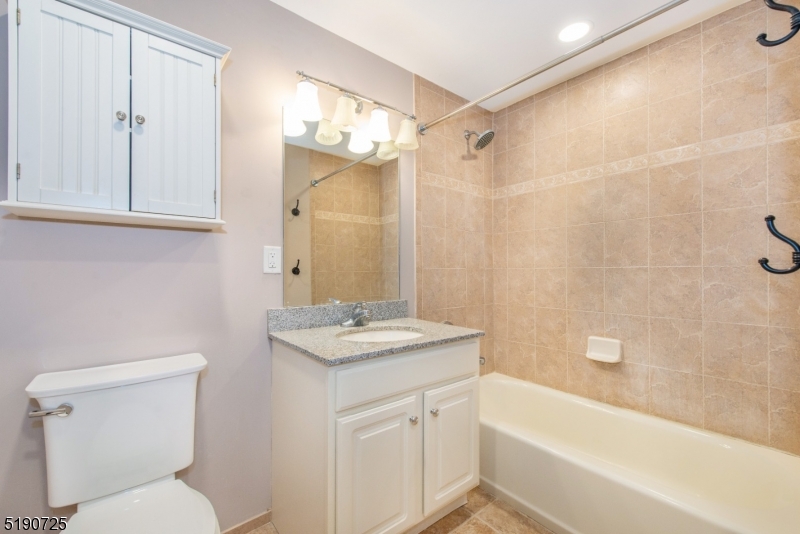 Vail Commons - Residential Lease