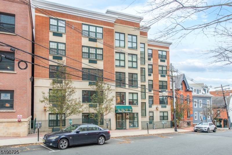 Vail Commons - Residential Lease