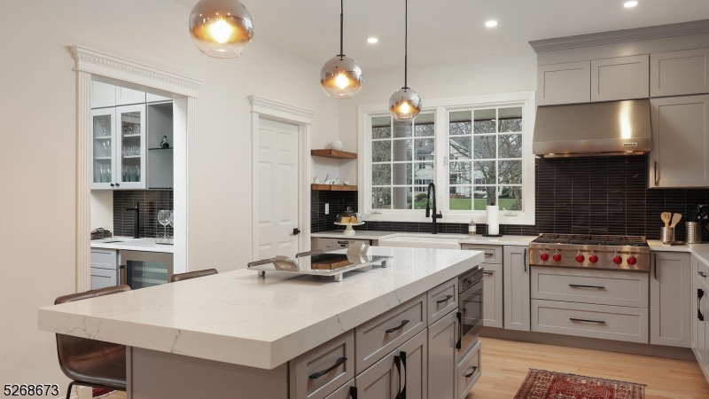 BROOKRACE - Residential