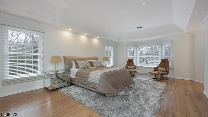 BROOKRACE - Residential