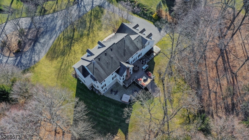 BROOKRACE - Residential