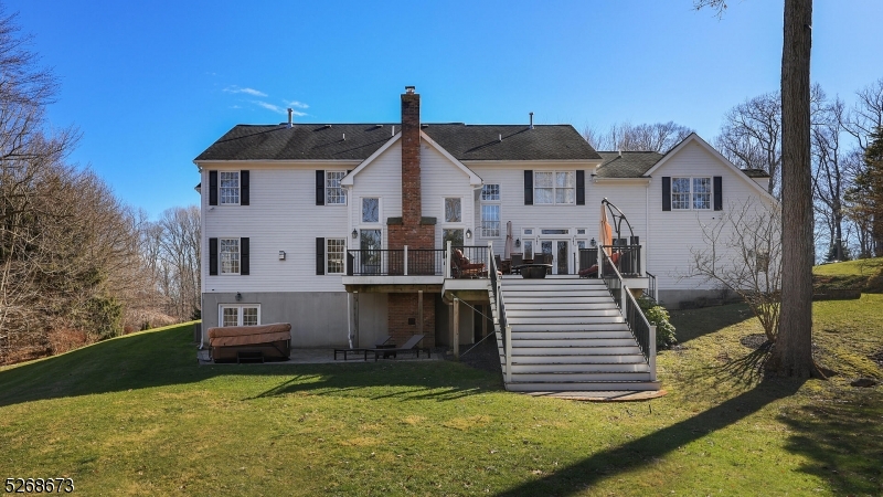 BROOKRACE - Residential