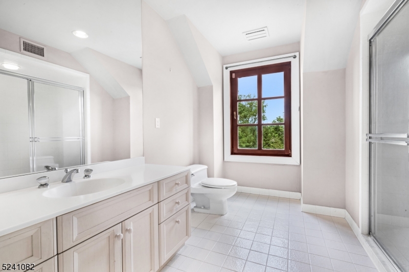 New Vernon - Residential