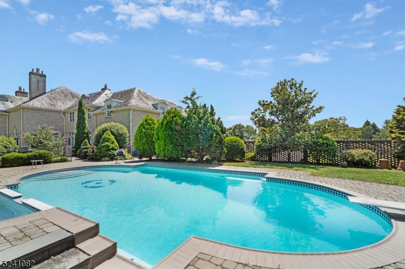 New Vernon - Residential