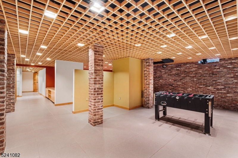 New Vernon - Residential