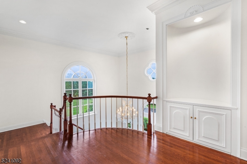 New Vernon - Residential