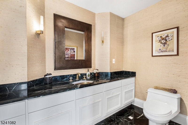 New Vernon - Residential