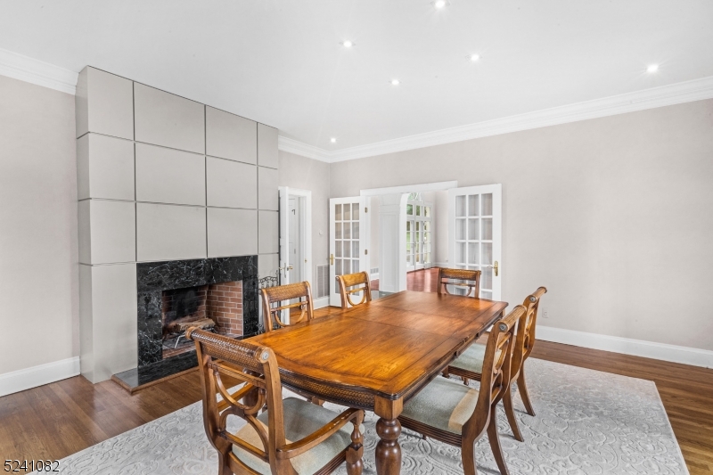 New Vernon - Residential