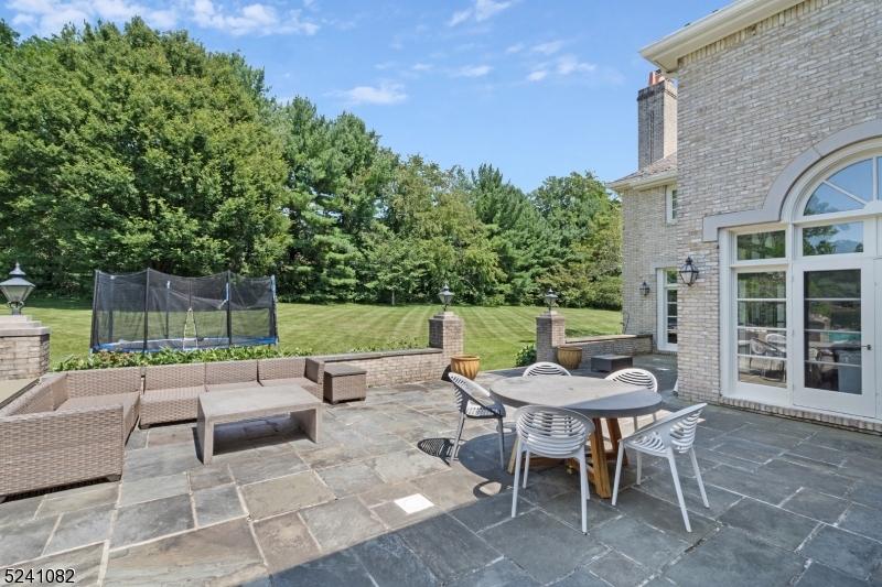 New Vernon - Residential