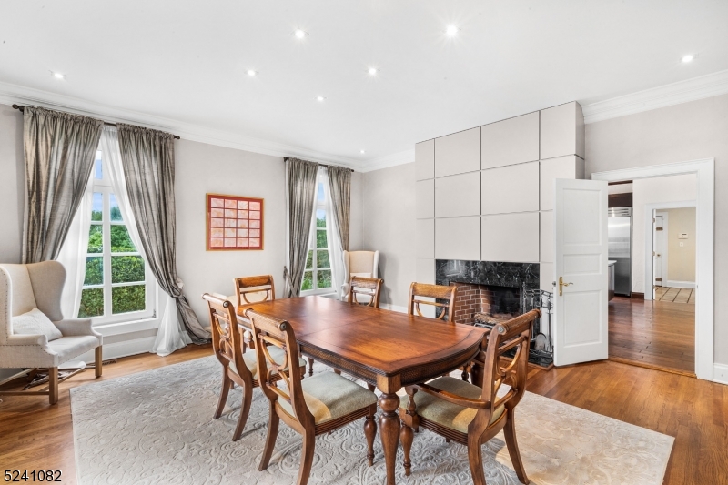 New Vernon - Residential