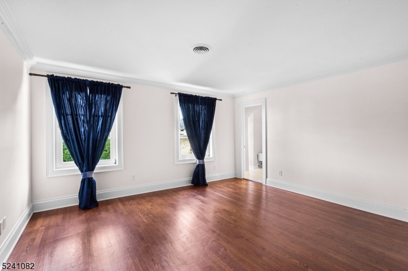 New Vernon - Residential