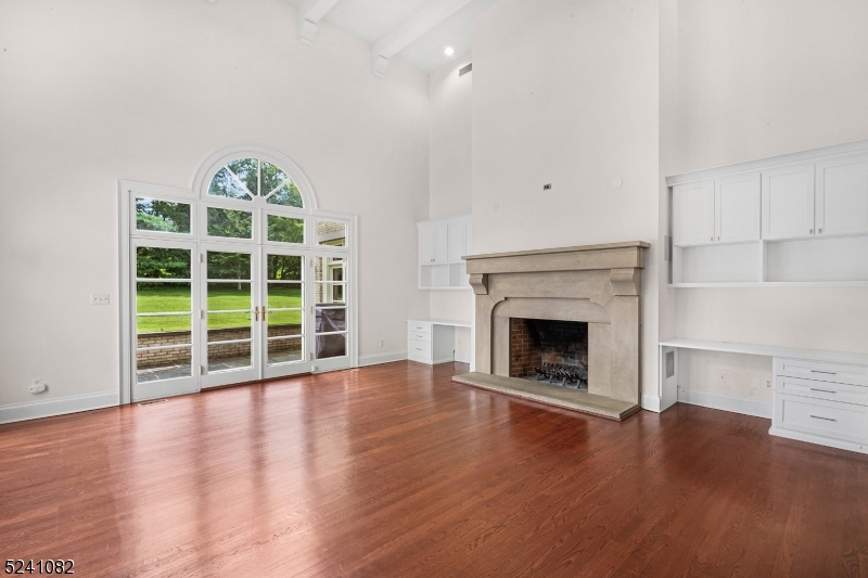 New Vernon - Residential