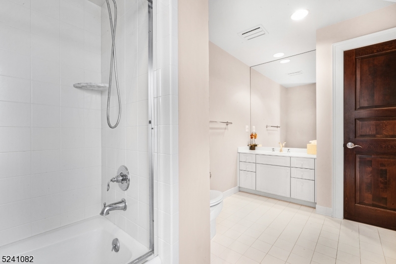 New Vernon - Residential