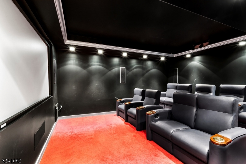 New Vernon - Residential