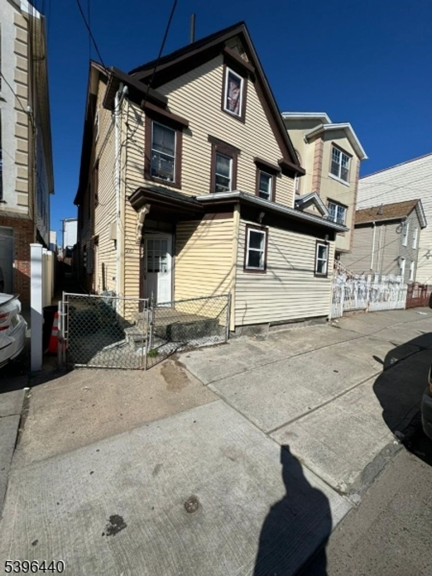 Looking for an affordable home with low taxes and easy maintenance? We have it. BONUS LARGE ATTIC that can be converted to as additional living space..