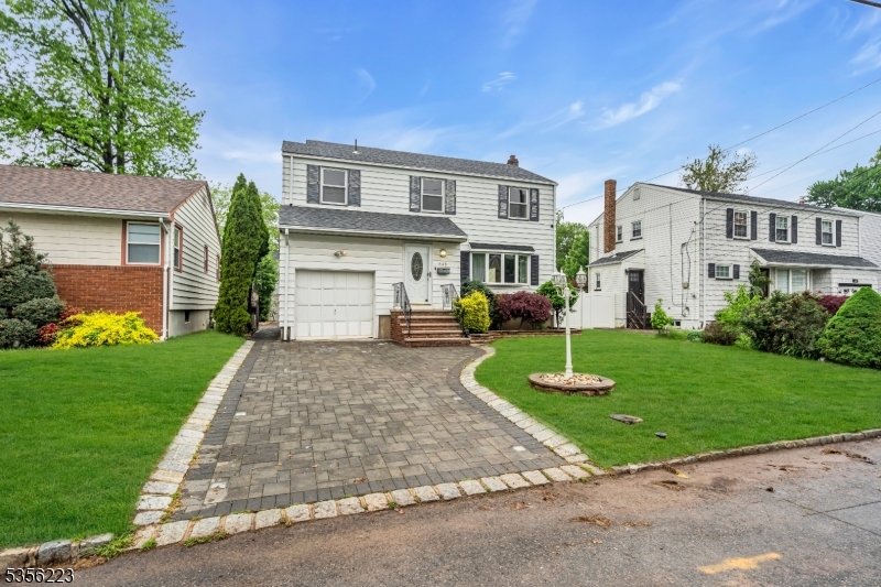 548 Birchwood Rd