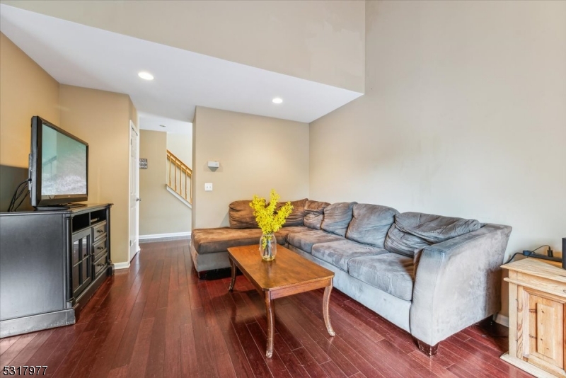 Brae Loch - Residential