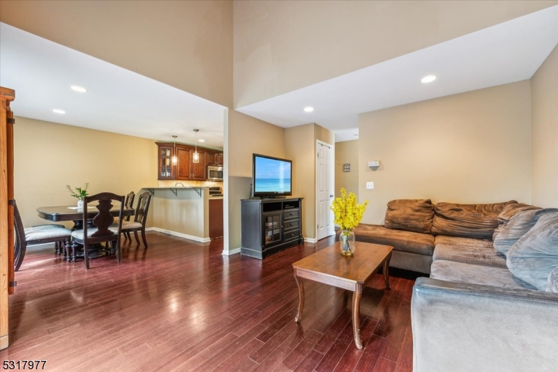 Brae Loch - Residential