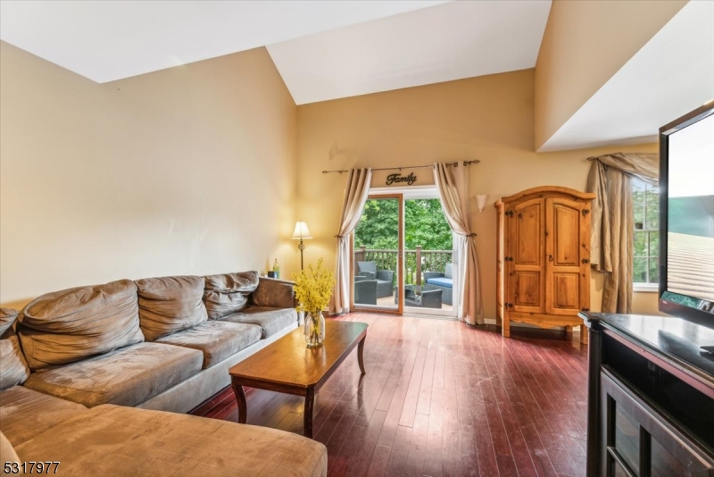 Brae Loch - Residential