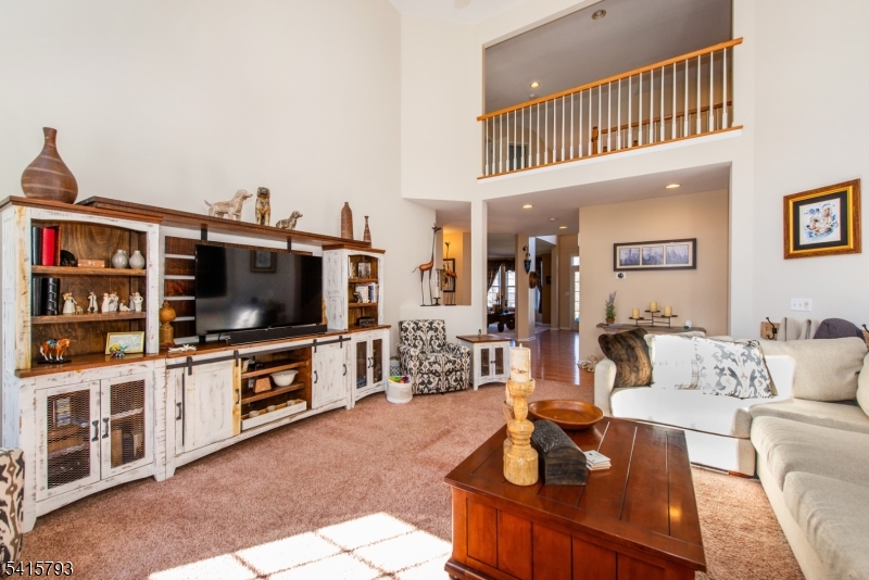 OAK HILL - Residential