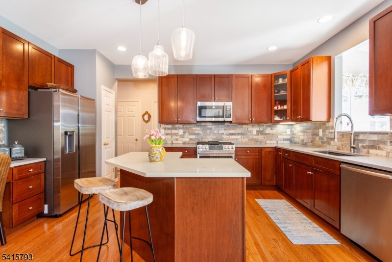 OAK HILL - Residential