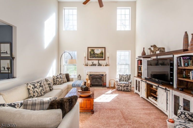 OAK HILL - Residential